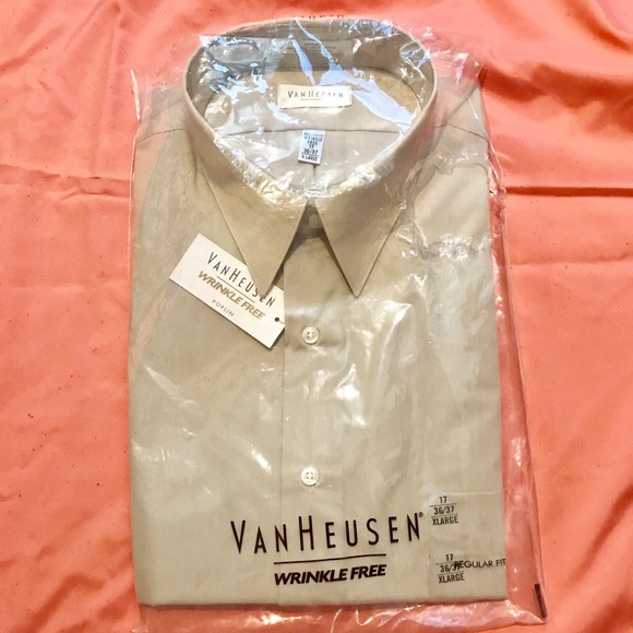 Van Heusen Other - Men Vanheusrn XL dress shirt - -NEW!